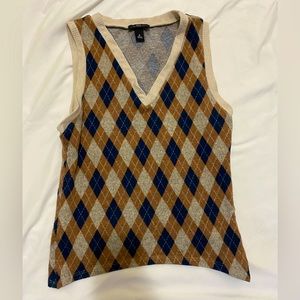 IN San Francisco Diamond Pattern Sweater Vest